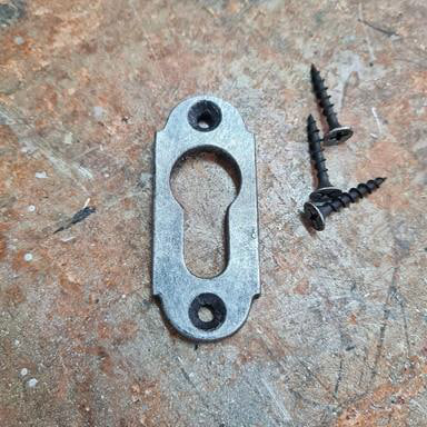 AC18 Classic Escutcheon Plate